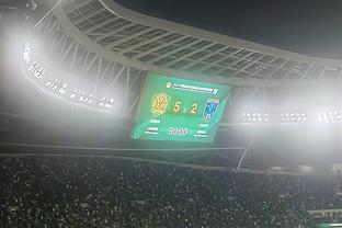 欧冠-塞维利亚1-2朗斯小组垫底无缘欧联附加赛 拉莫斯点射破门